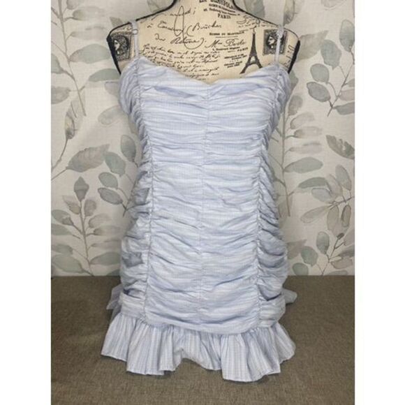Lioness Dresses & Skirts - Lioness “Keep on Rushing” Ruched Spaghetti Strap Dress. Size M.